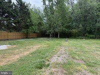 Building Photo - 5497 Rosedale Dr