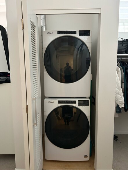 In unit laundry - 111 10th St
