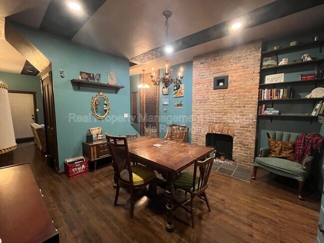 Building Photo - 297 42nd St