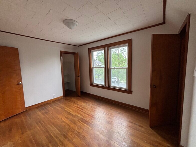 2nd floor 2nd bedroom - 209 Fern Ave