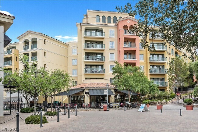 Building Photo - 111 Ibiza Lk Dr