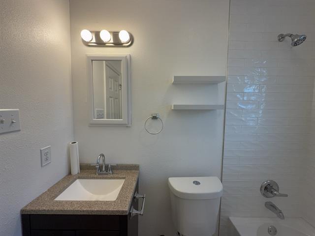 Building Photo - 1202 Valley View Dr