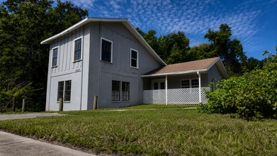Building Photo - 15829 US Hwy 301
