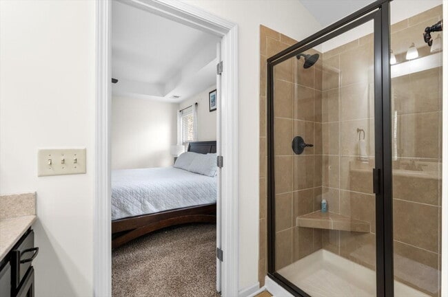 Building Photo - Furnished or Unfurnished spacious two story traditional conveniently located and ready now!