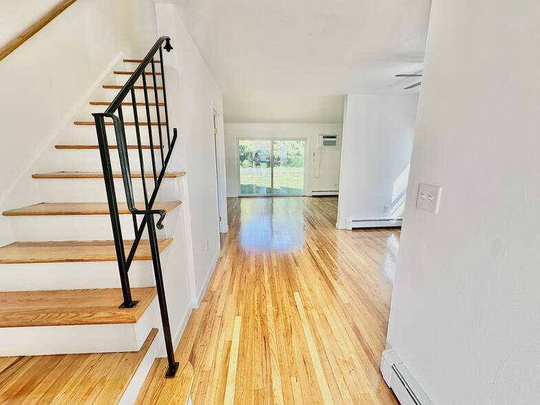 Primary Photo - Orchard Hills