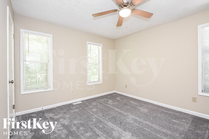Building Photo - 3954 Rock Mill Pkwy