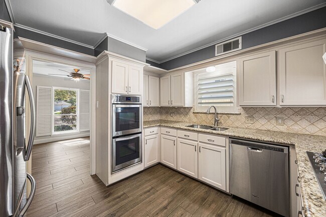 Building Photo - 11426 Cold Spring Dr