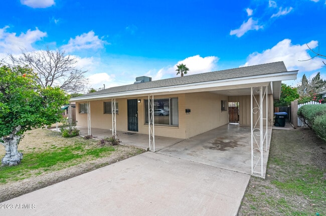 Building Photo - 6238 N 10th St