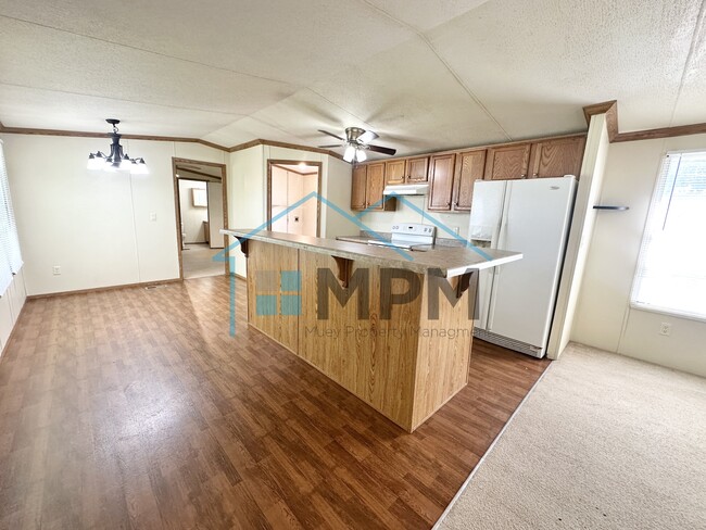 Building Photo - 412 Balboa Dr