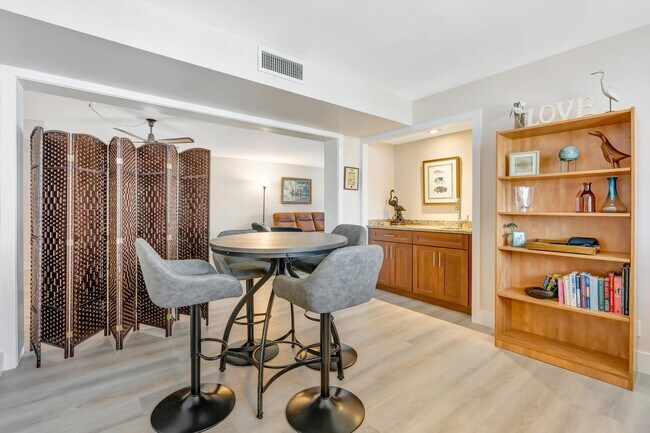 Building Photo - 1648 Jupiter Cove Dr