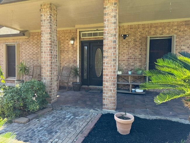 Building Photo - 5828 Avenue P