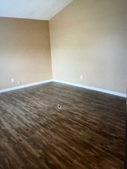 Primary Photo - 307 Gumwood Rd