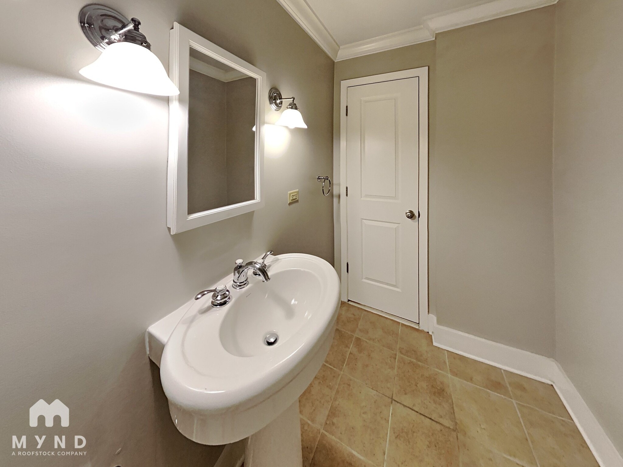 Building Photo - 985 Ponce De Leon Ave NE