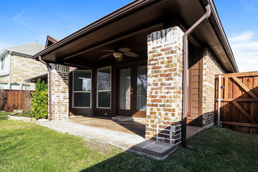 Building Photo - 817 Partridge Dr
