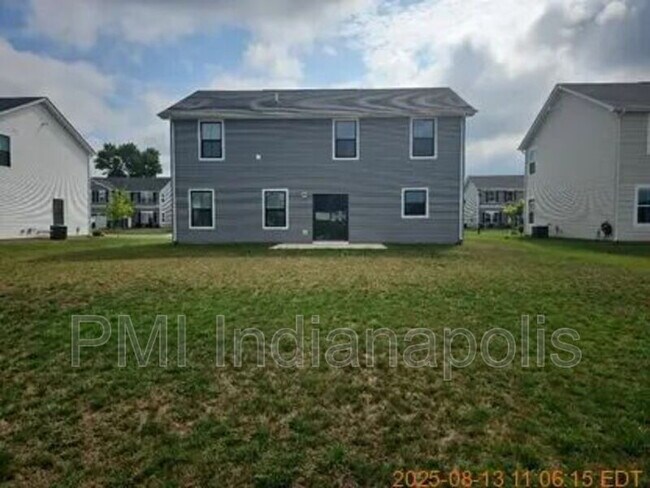 Building Photo - 1854 Cascades Dr