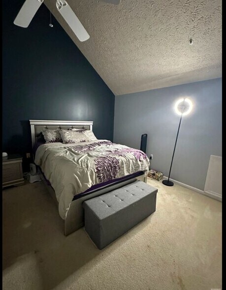 Building Photo - 15604 Everglade Ln