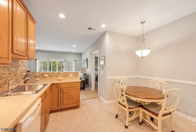 Building Photo - 9116 Warren's Way