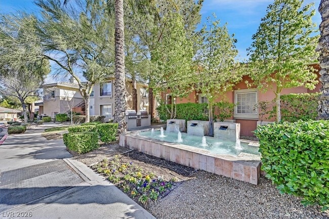Building Photo - 908 Domnus Ln
