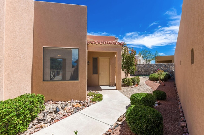 Building Photo - Beautiful Light and Bright Home located of...