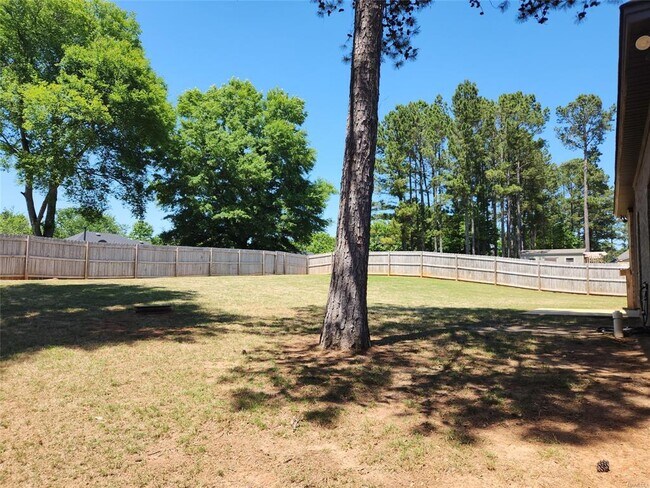 Building Photo - 493 Grove Park Loop