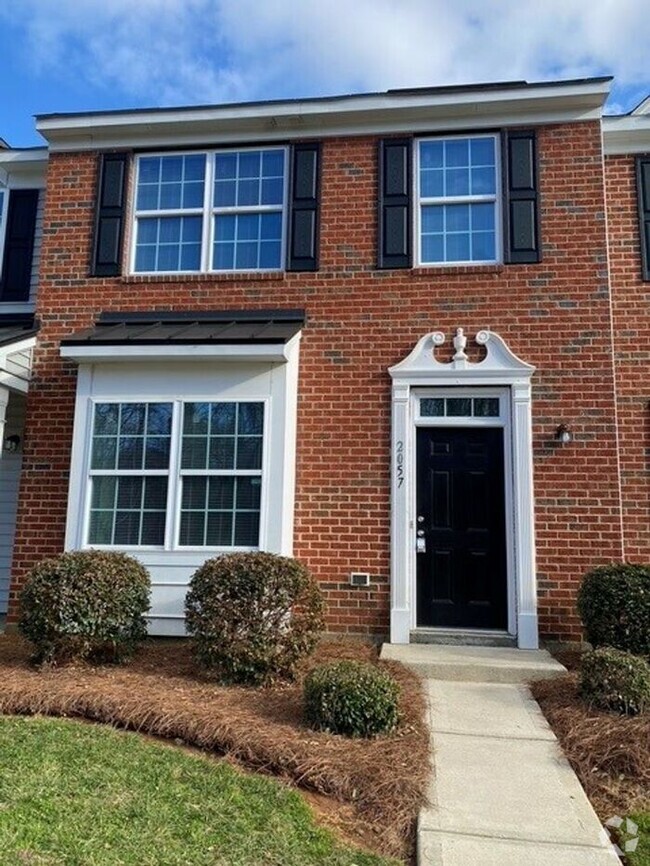 Building Photo - "Charming 2BR Townhome in Gastonia – Move ...