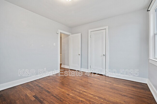 Building Photo - 139 Sumner Ave