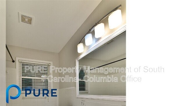Building Photo - 316 Pitney Rd