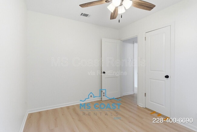 Building Photo - 3713 Belmede Dr