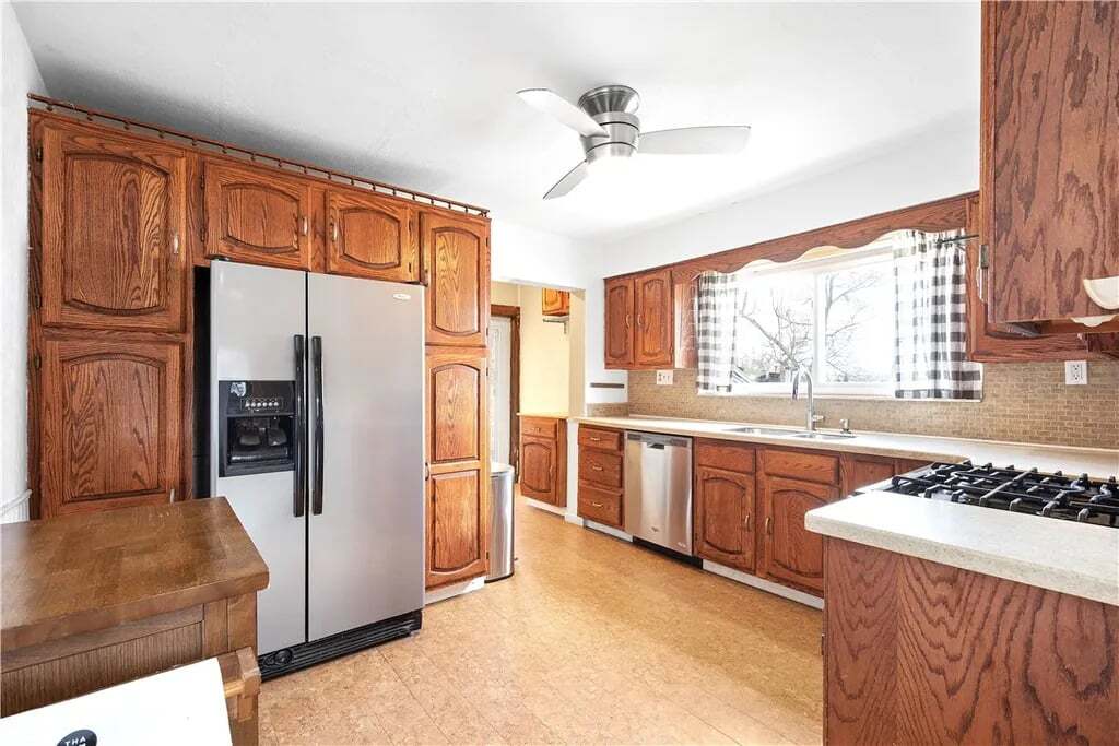 Building Photo - 310 Marsonia St