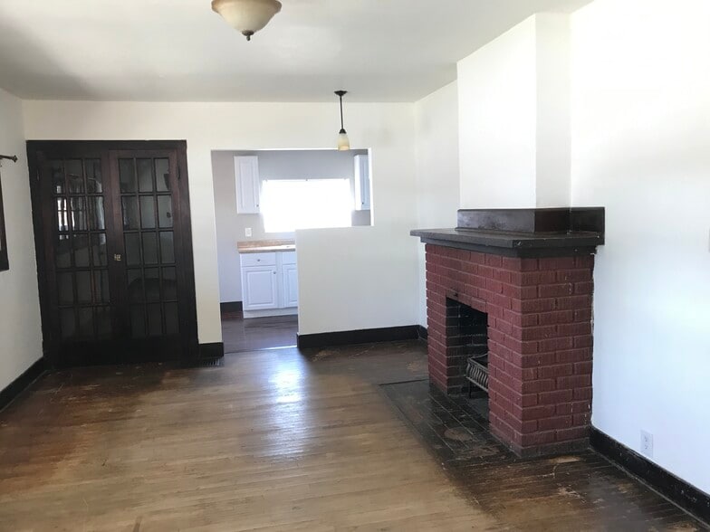 Living room from sun room - 1105 E 8th St