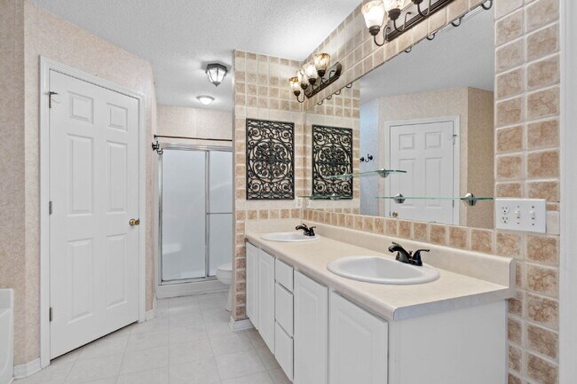 Building Photo - 312 Peggy Dr