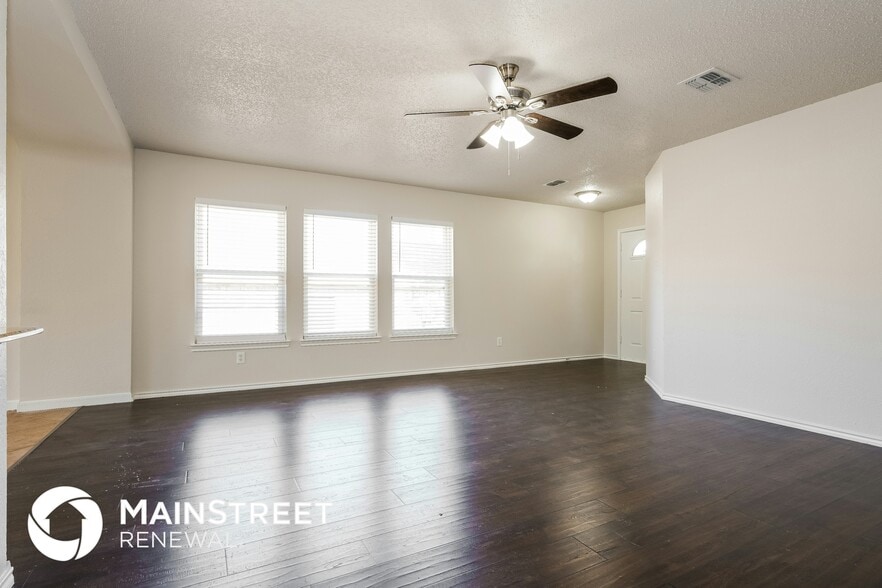 Building Photo - 1225 McCary St