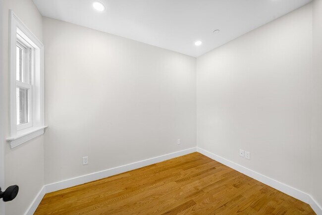 Building Photo - 74 Bunker Hill St