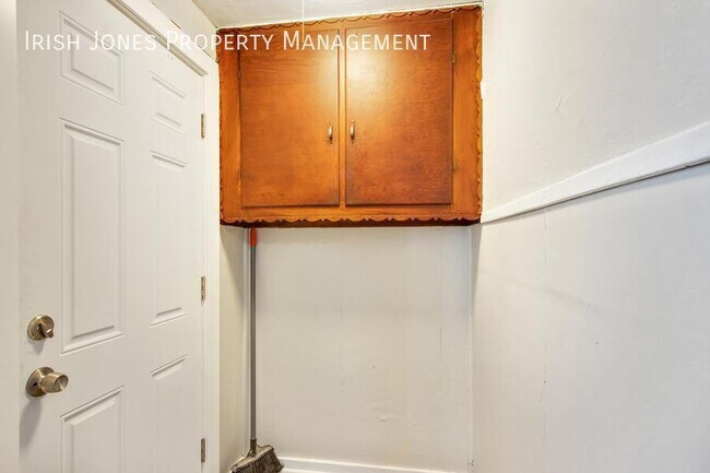 Building Photo - 56 Fredro St