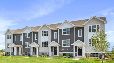 Building Photo - 1500 Yosemite Wy