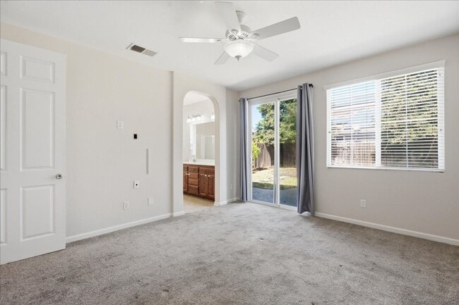 Building Photo - 4143 Cahakia Pl