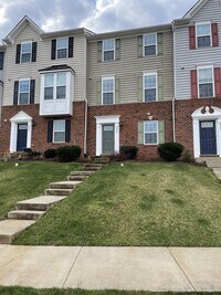 Building Photo - 2029 Verona Ct