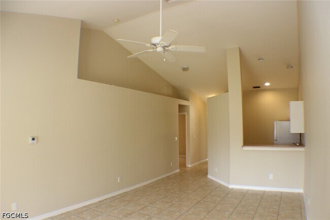 Building Photo - 4131 SW Santa Barbara Pl