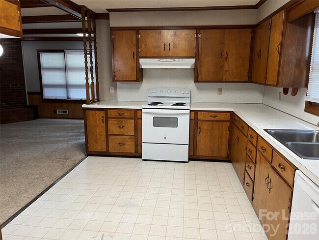 Building Photo - 1104 Belvedere Dr