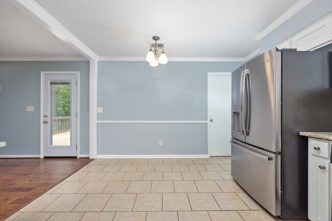 Building Photo - 4221 Bonnie Dr