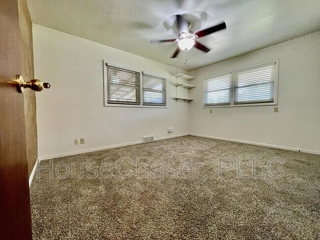 Building Photo - 4816 15th St