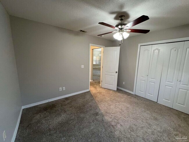 Building Photo - 5085 Terra Lake Cir