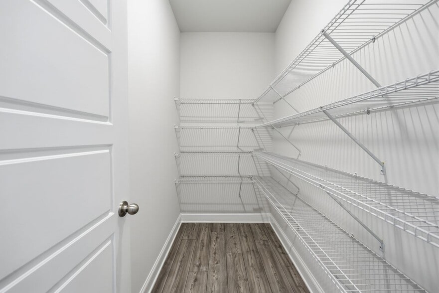 Building Photo - 1752 Dover Creek Ln