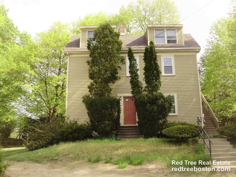 Building Photo - 1143 Beacon St