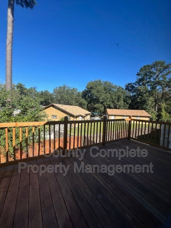 Building Photo - 6653 Periwinkle Dr