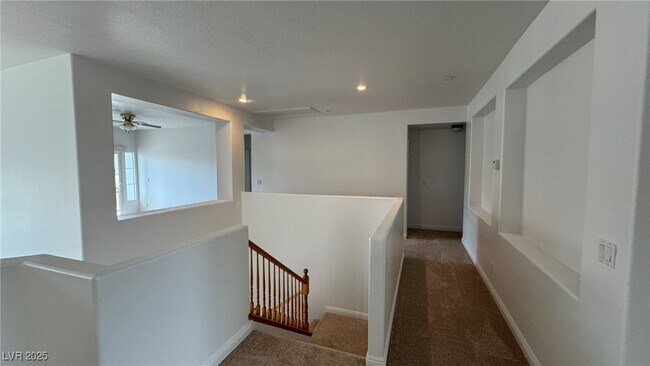 Building Photo - 10066 Golden Bluff Ave