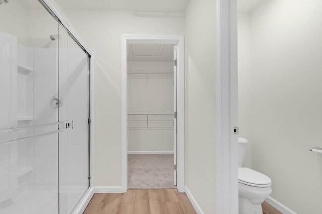 Building Photo - 5913 Hawkweed Dr