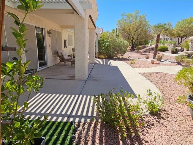Building Photo - 2525 Palmridge Dr