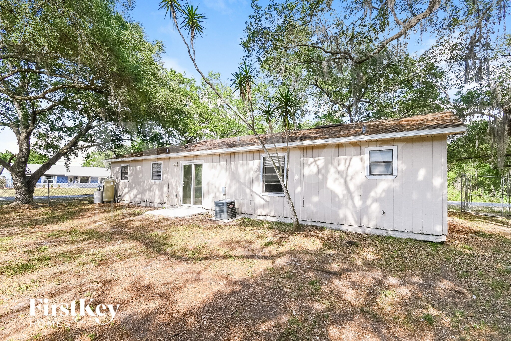 Building Photo - 3650 Willys Ave