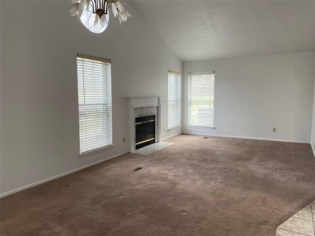 Building Photo - 50 Olde Wagon Rd